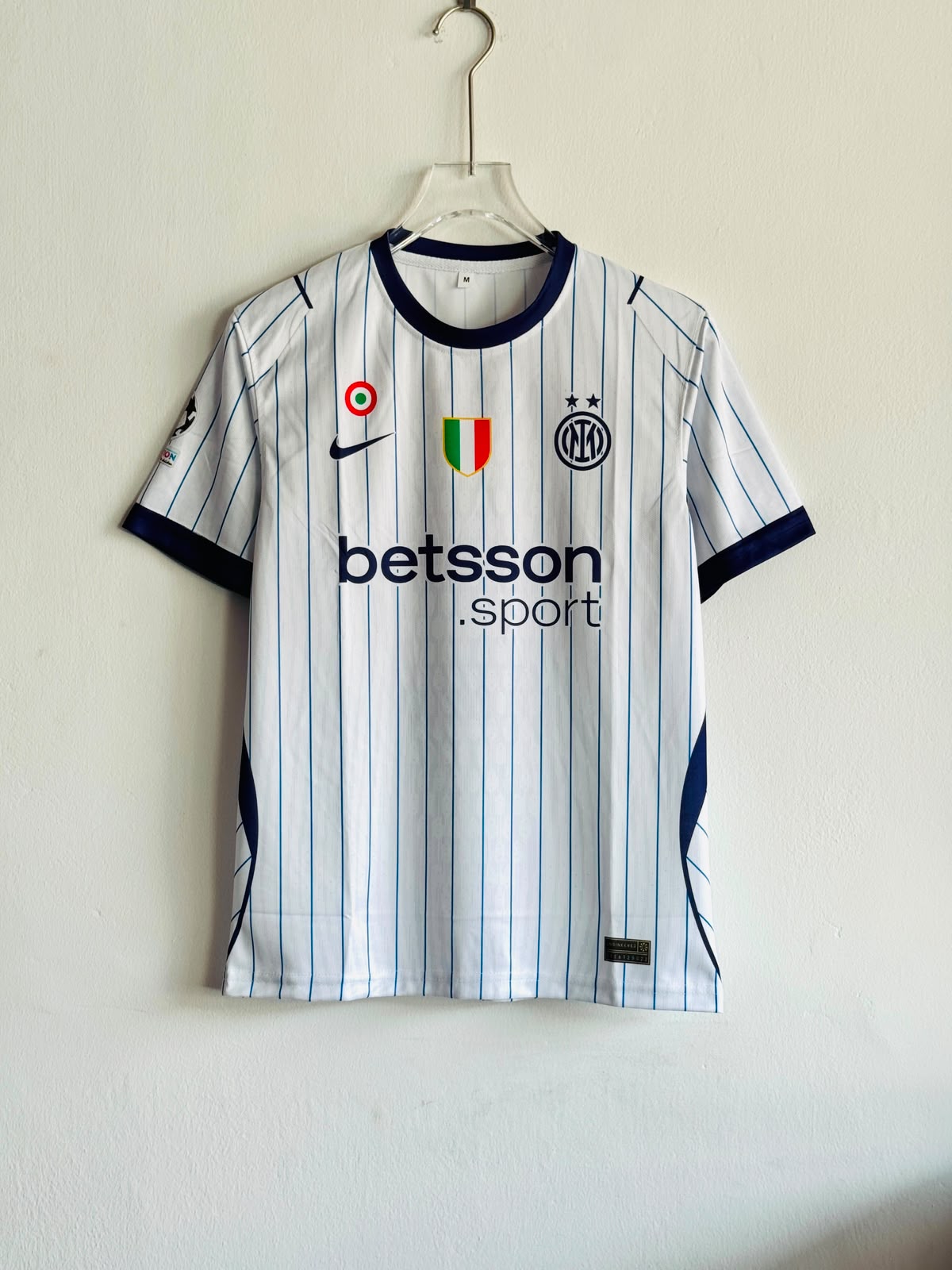 Inter Milan 26-27 Away Kit – LAUTARO #10