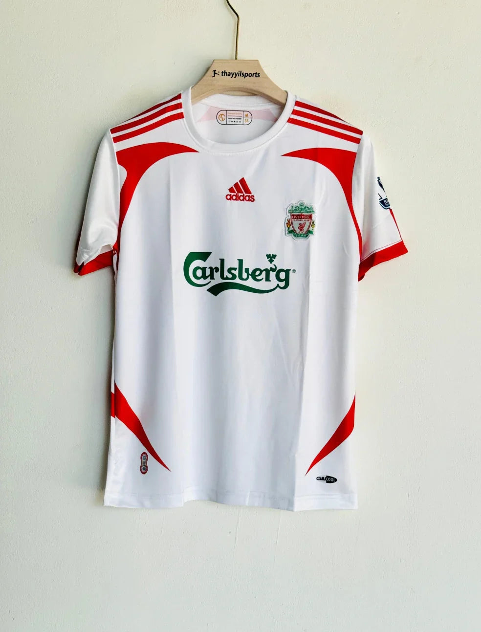 LIVERPOOL 2007-08 AWAY KIT GERRARD