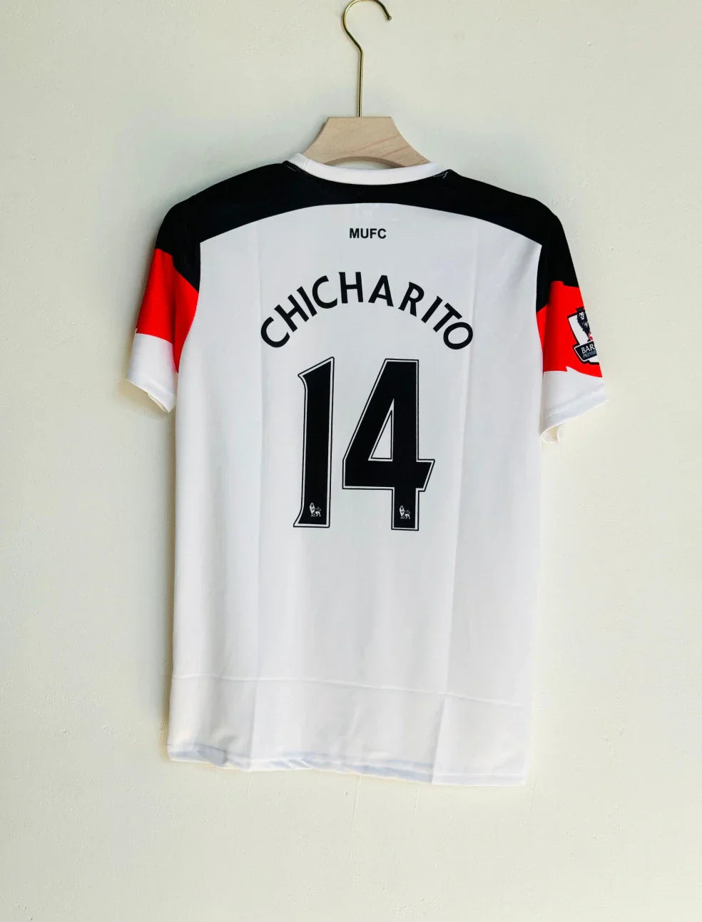 MANCHESTER UNITED 2010/11 AWAY KIT CHICHARITO