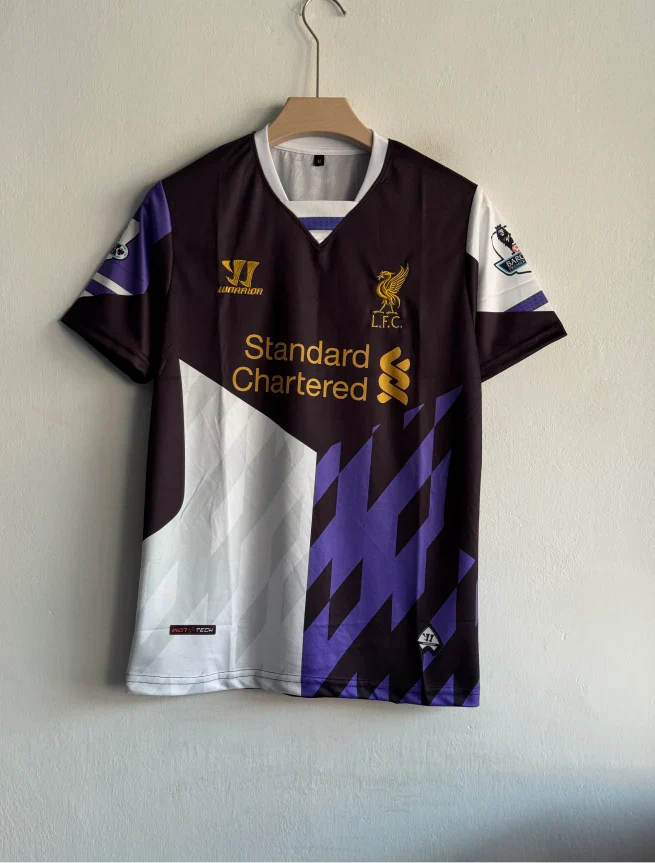 LIVERPOOL 2013-14 THIRD KIT COUTINHO PREMIUM