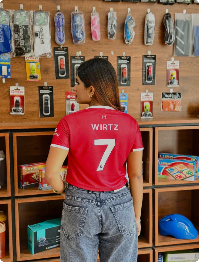 CROP TOP LIVERPOOL 25-26 HOME WRITZ